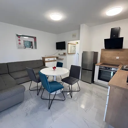 Апартаменти Puntamika