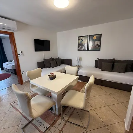 Apartment Puntamika