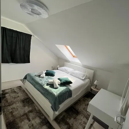 Apartament Puntamika *