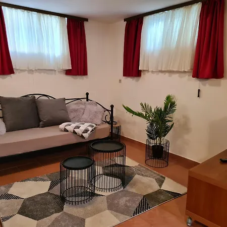 Puntamika Apartmán *